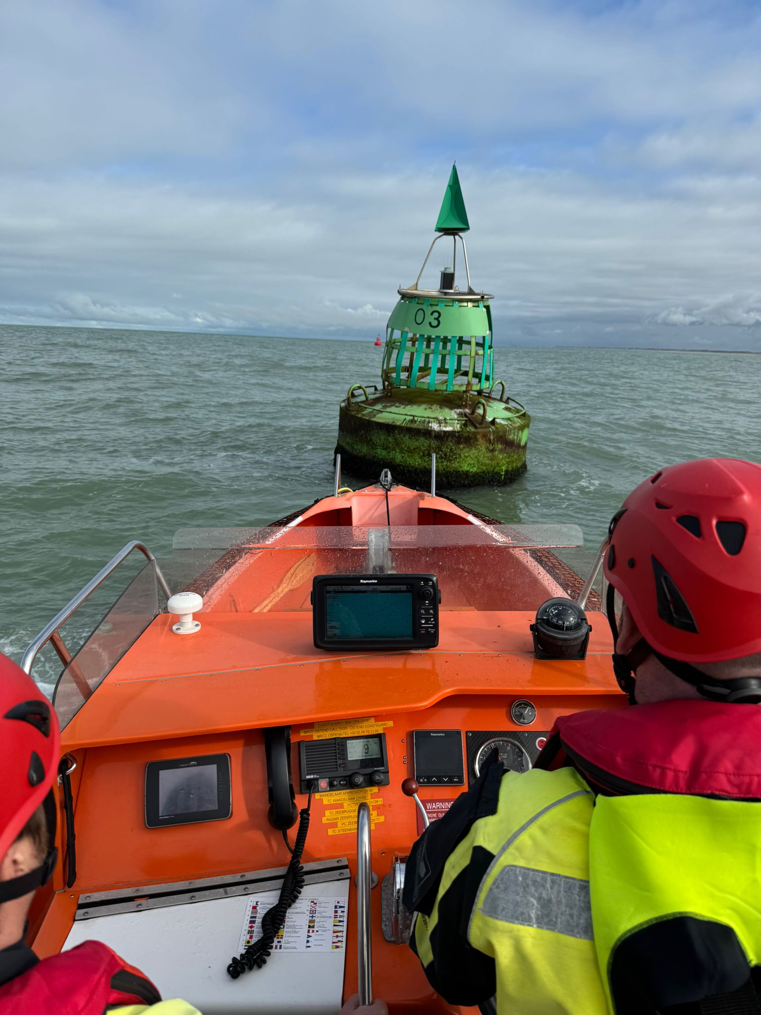 Offshore aviation deck transfer